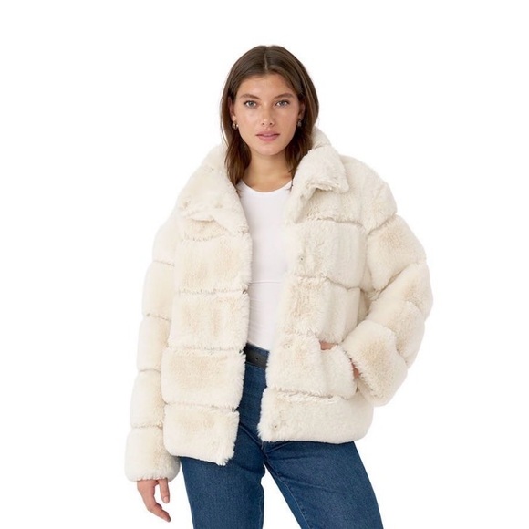 Edited X NEW 1x Women's Cream Faux Fur Jacket hunter - Picture 7 of 7